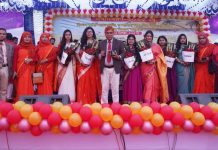 ময়মনসিংহ সরকারী কলেজে নবীণ বরন ও পুরুস্কার বিতরনী অনুষ্ঠান অনুষ্ঠিত